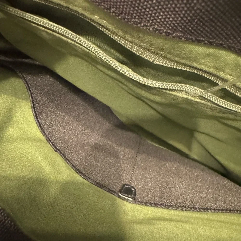 Knomo London Leather Messenger Bag
